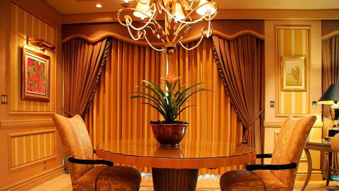 Шторы для зала