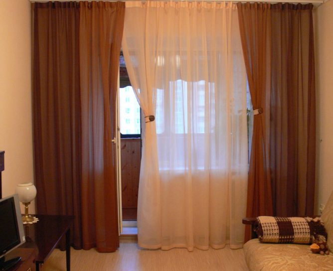 Балконный блок и шторы