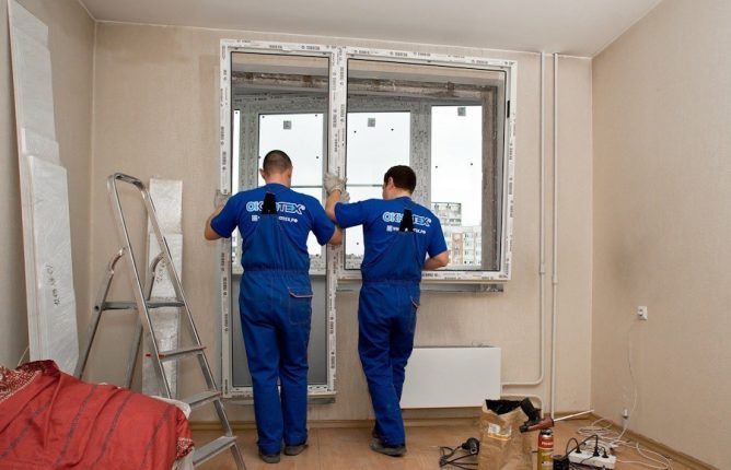 Демонтаж балконной двери