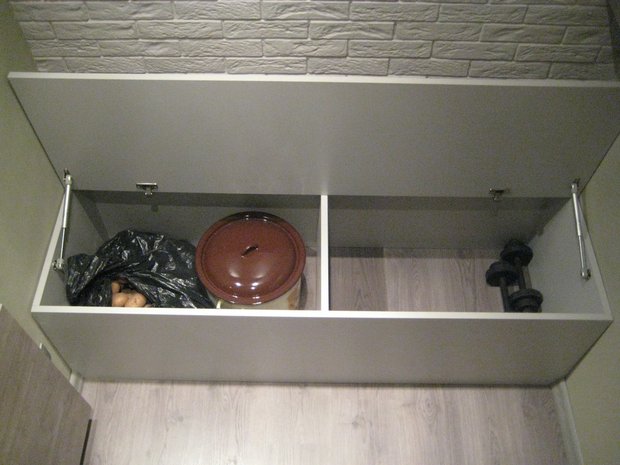 Шкафчик на балконе