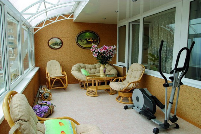 Мебель для большой лоджии