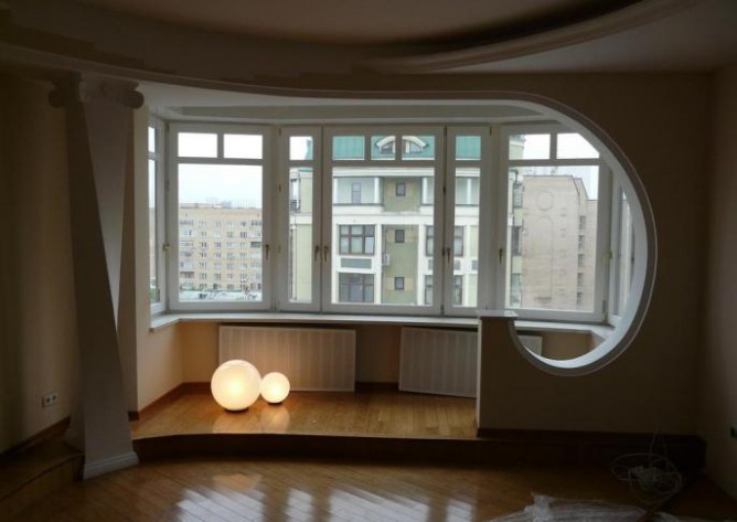 Единый стиль лоджии и комнаты