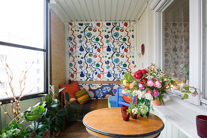 Дизайн стен балкона в турецком стиле